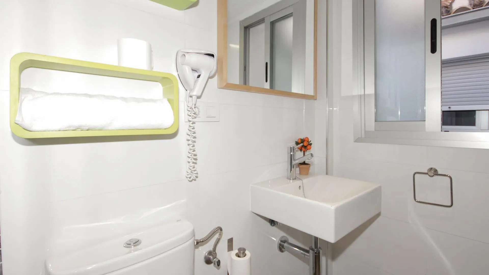 Apartamentos Turisticos Costa Azul Granada Apartman