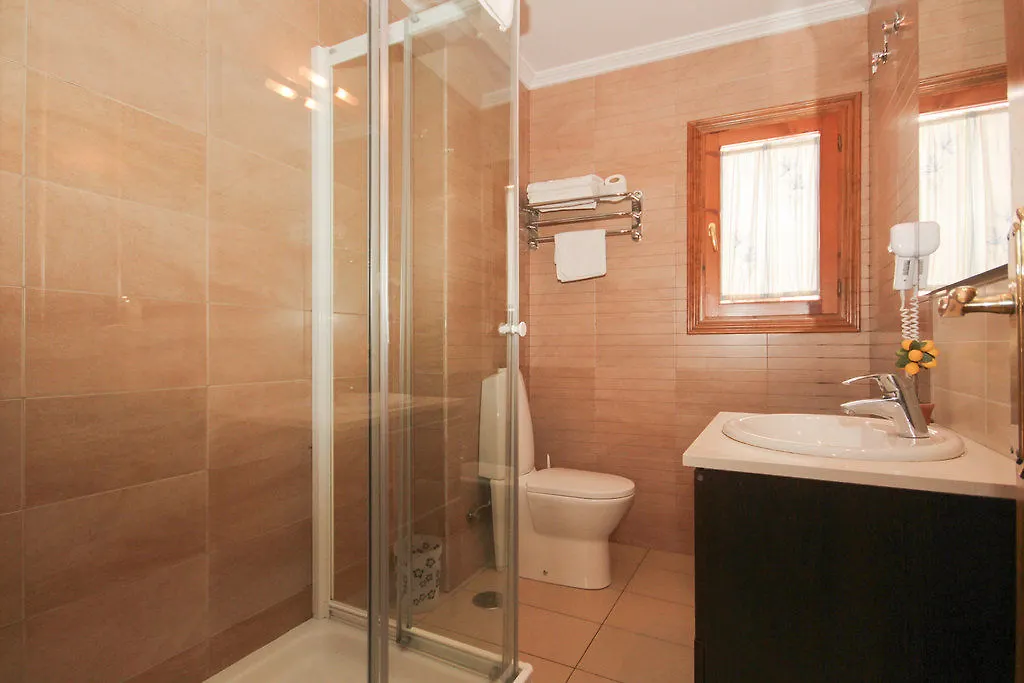 Apartamentos Turisticos Costa Azul Granada 0*,